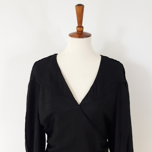 FINAL ⬇️ IRO | Anokia Silk-Blend Mini Dress in Textured Black - Picture 3 of 9